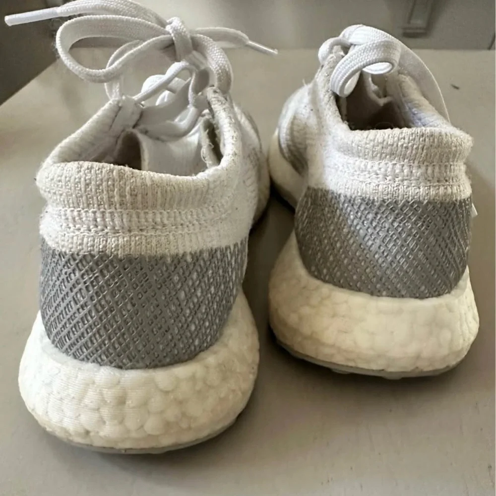 adidas PureBoost GO J running shoes- size 4 (excellent used condition)